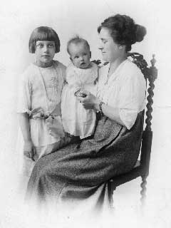 Constance, born 1915 and Joan, 1922