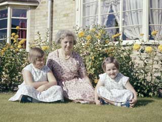 Win, Dorothy and Alison