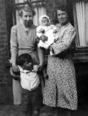 Louise and Gladys at Springfield Road