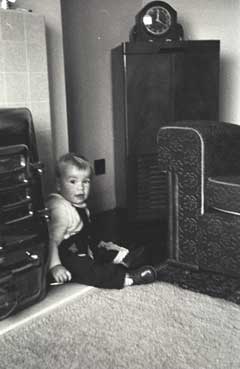 Television cabinet