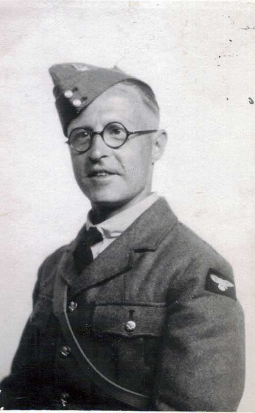 Kenneth in uniform